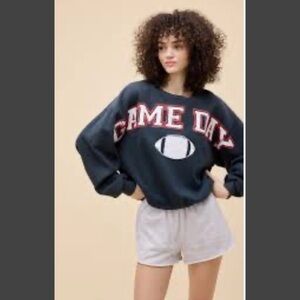 #1534 NWT Daydreamer Game Day Crew Sweatshirt in Vintage Black S/M